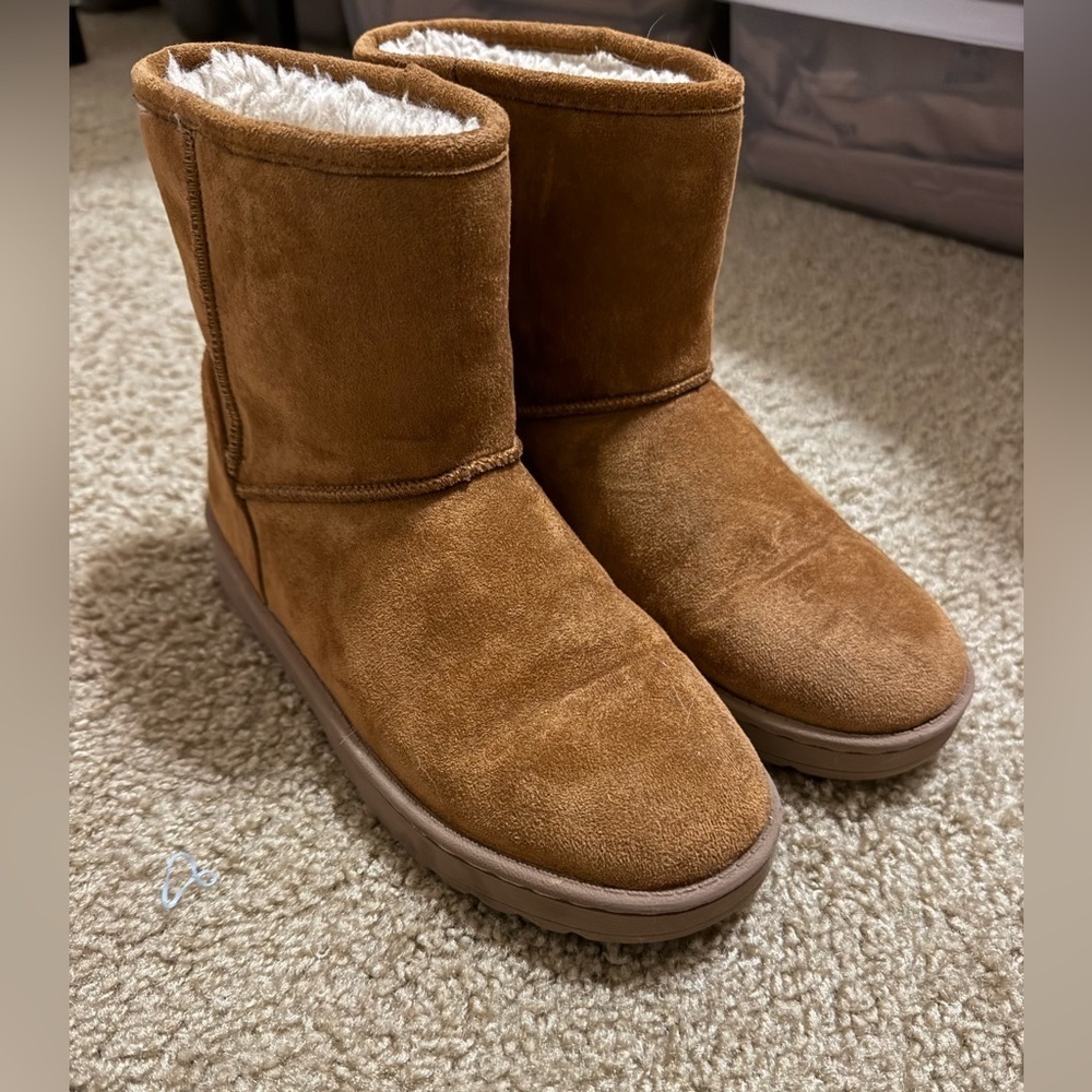 Classic Tan Suede Women's Boots